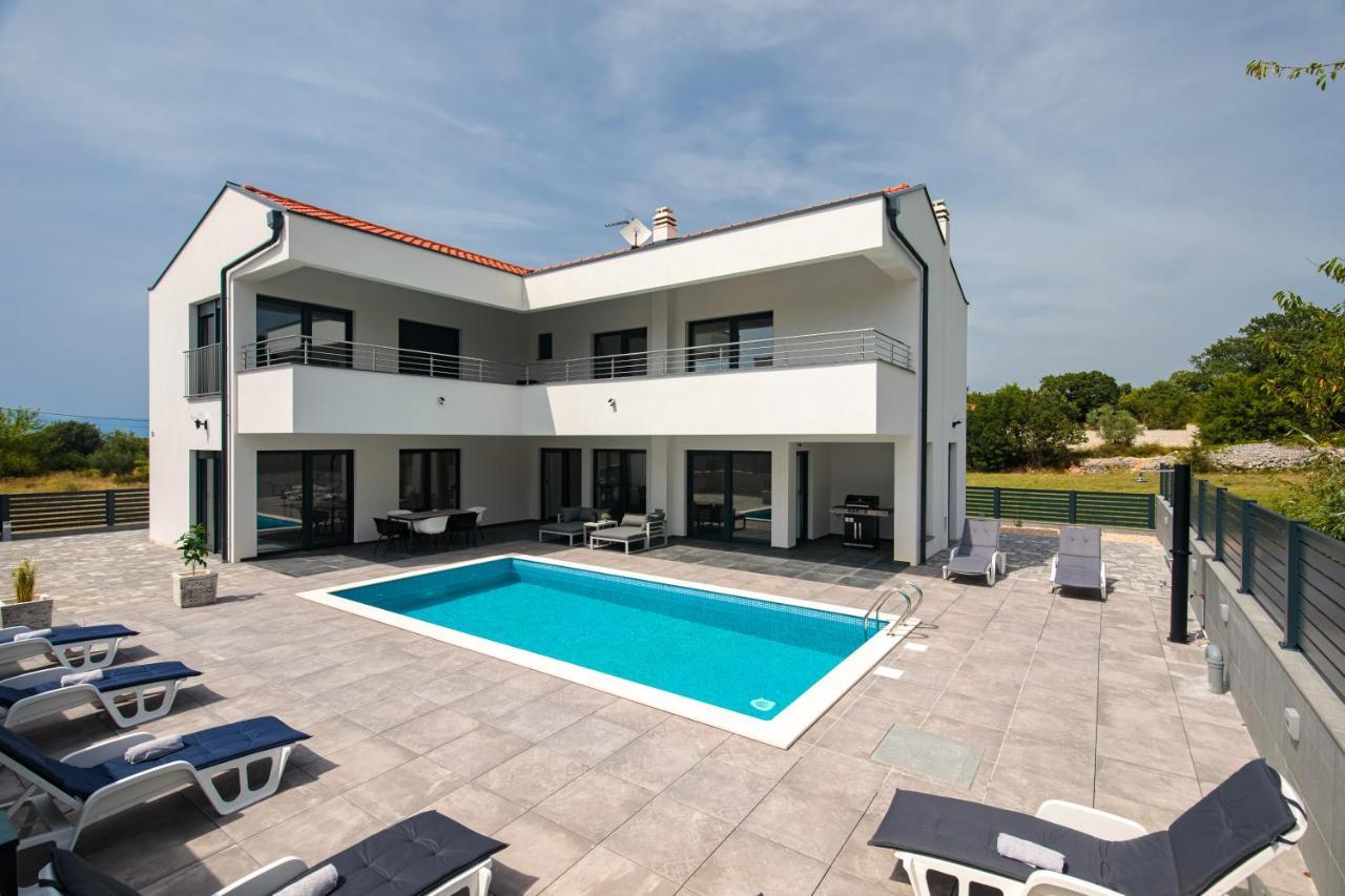 Villa Graefin Malinska Exterior foto